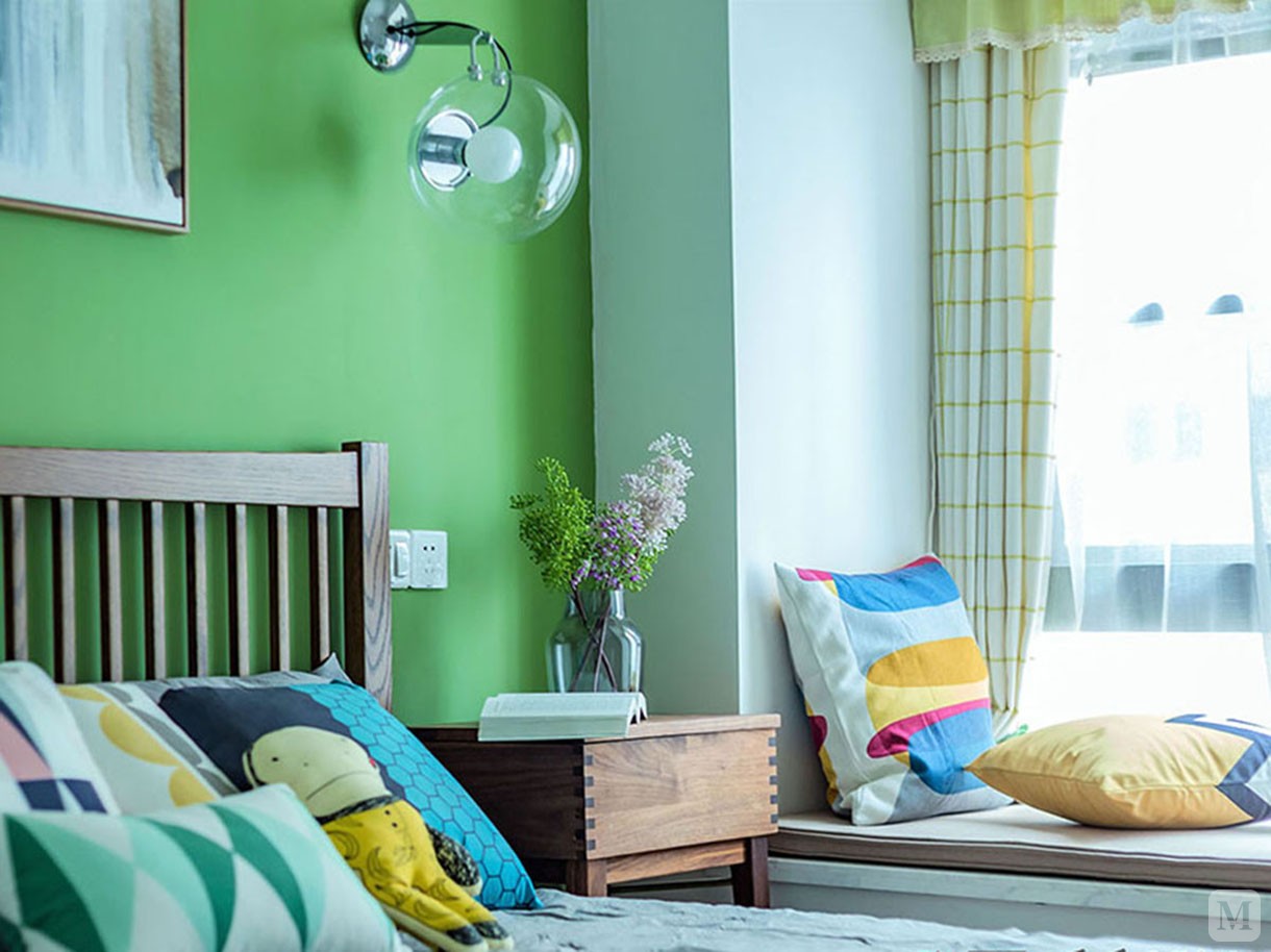 加入蓝色,绿色,黄色点缀,让房间拥有别样乡村田园风格,生机勃勃又清新