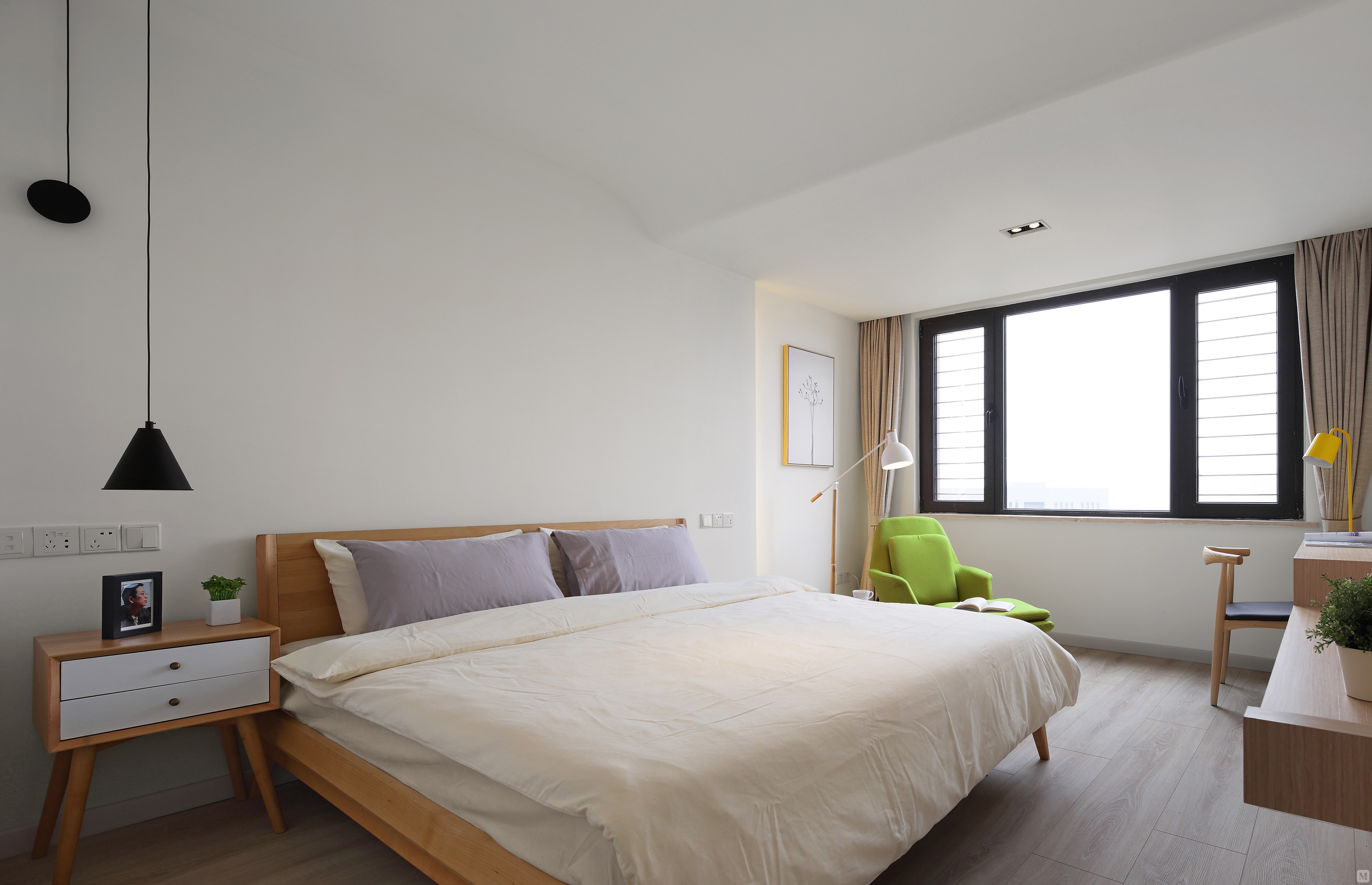 简约卧室衣柜装修效果图