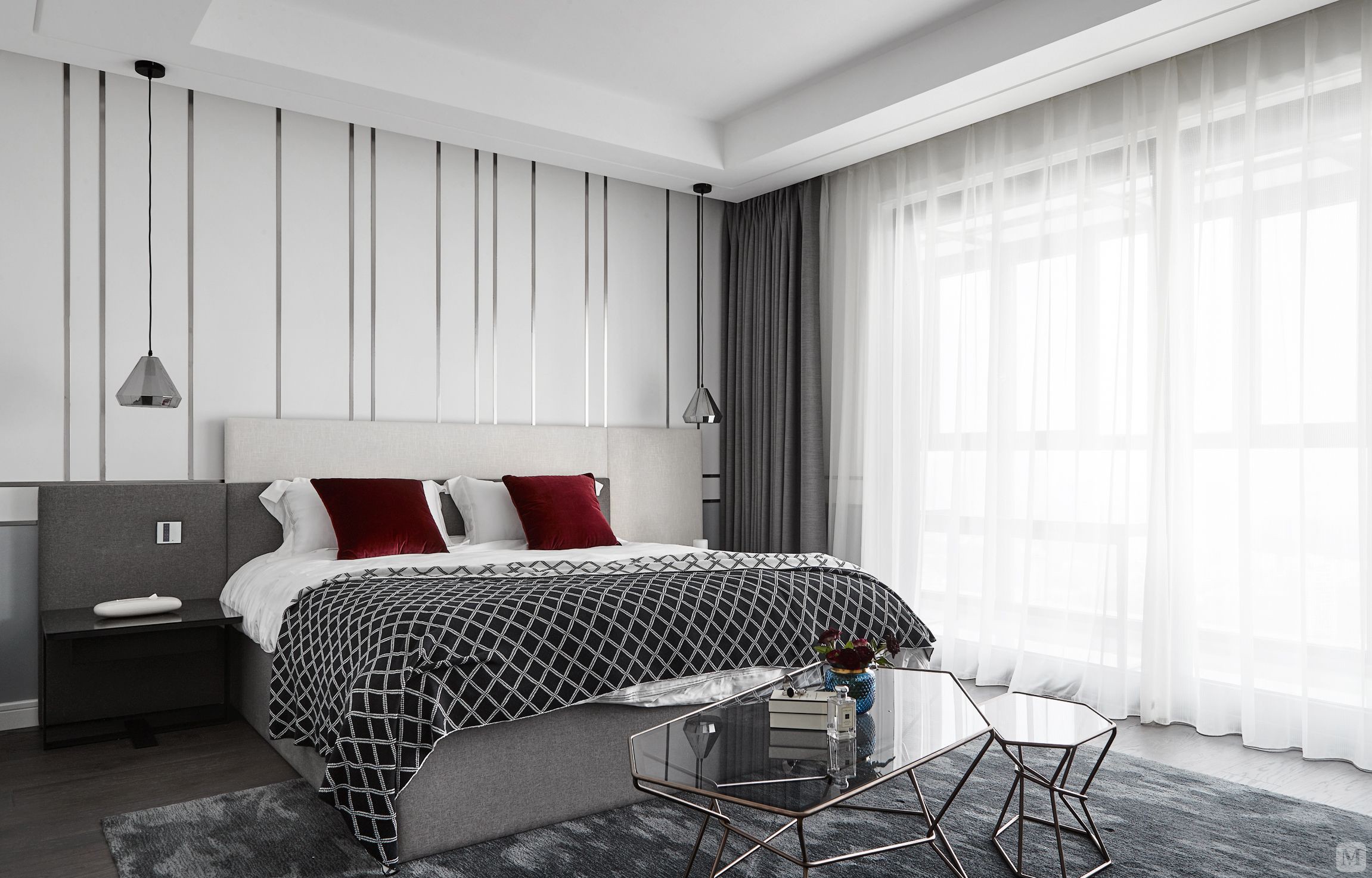 北欧e家实木床,大自然进口地板,柔然壁纸