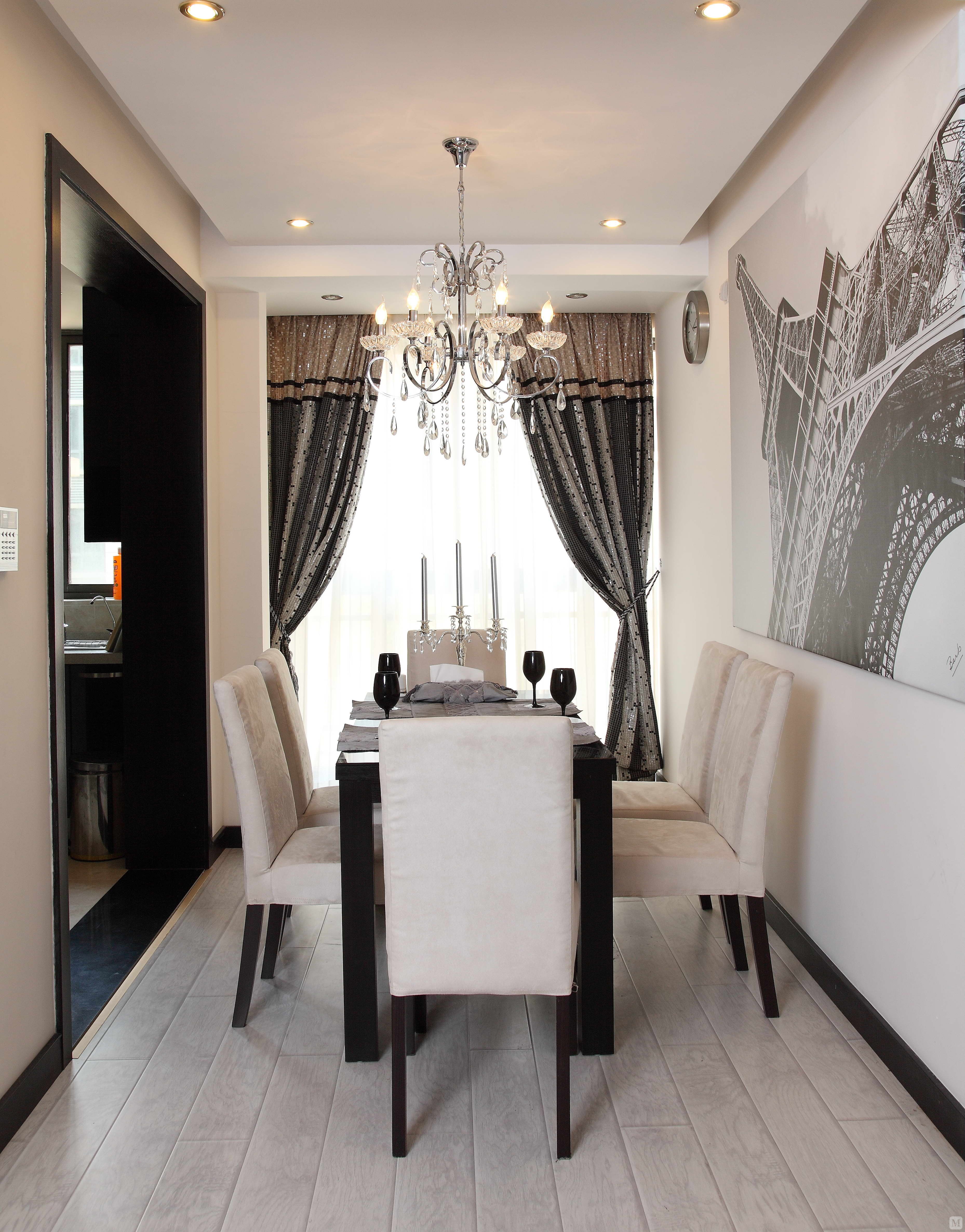 简约餐厅背景墙装修效果图