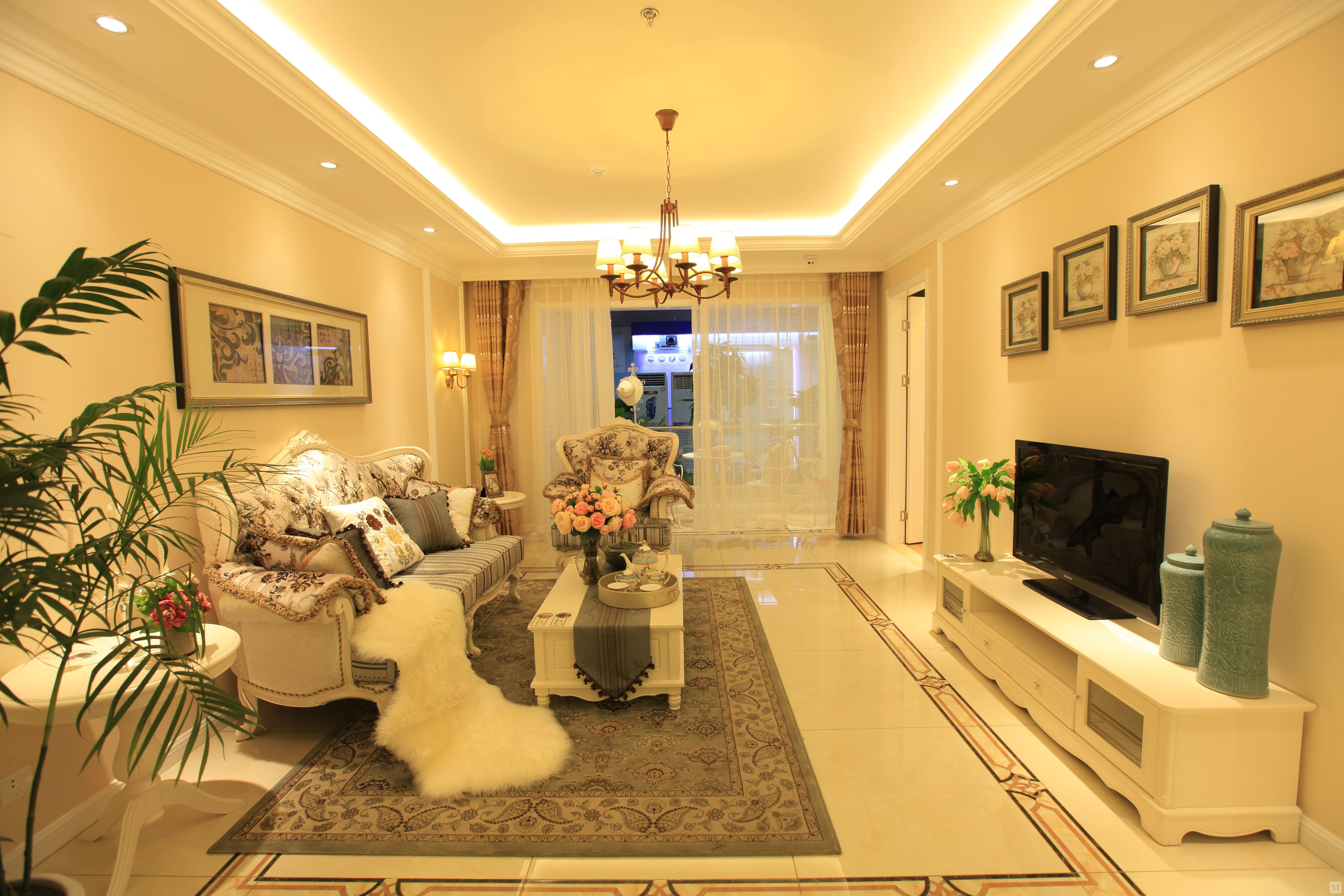 8万134㎡简欧三房装修简欧风情,高贵浪漫