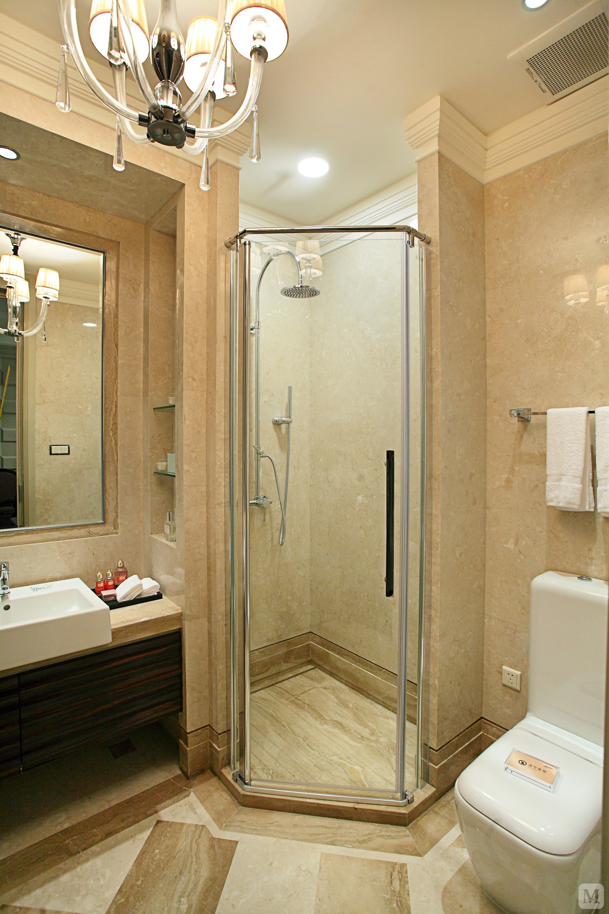 4万375㎡简欧复式装修上海浦东星河湾a1户型