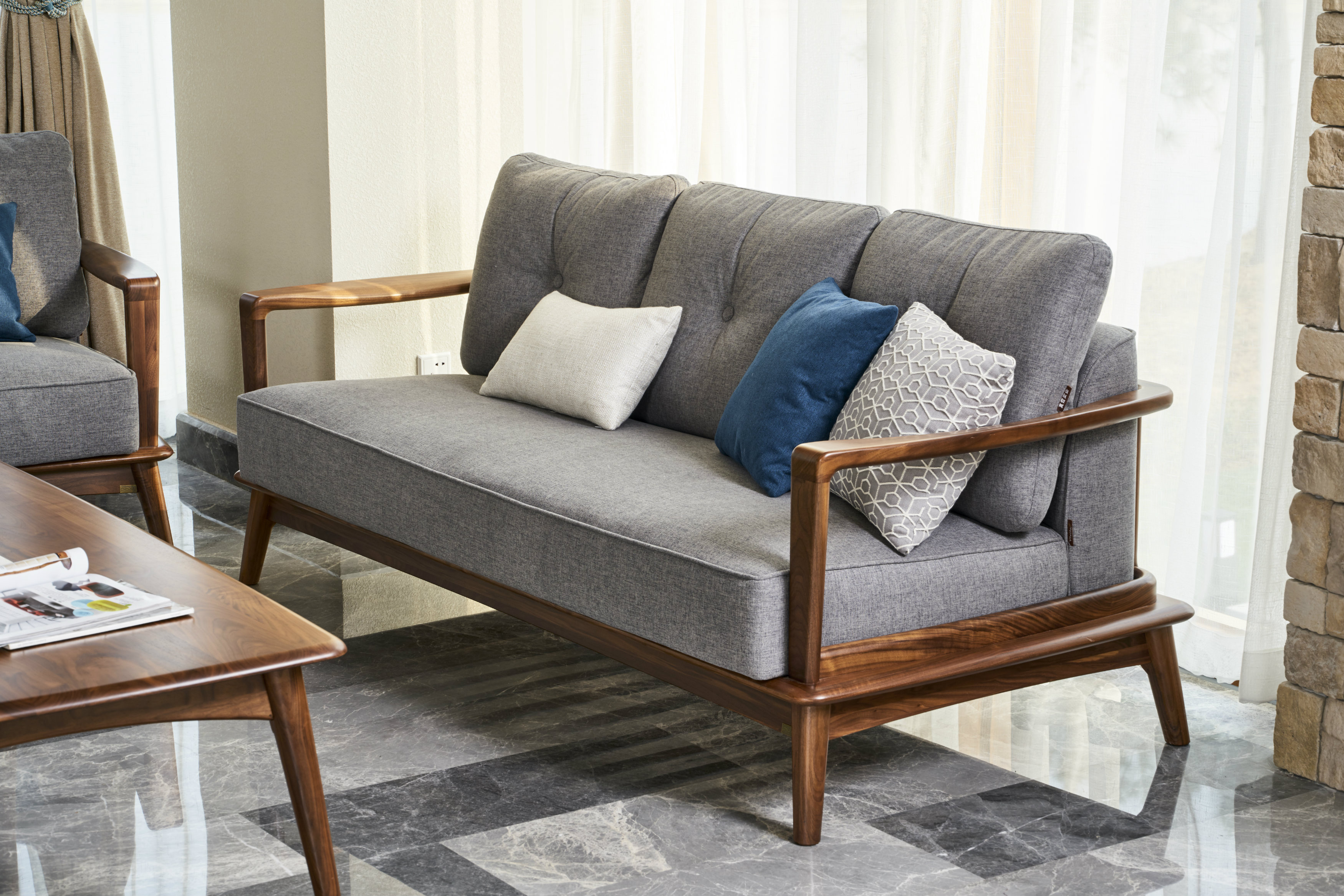 莫霞三人位沙发致简1603