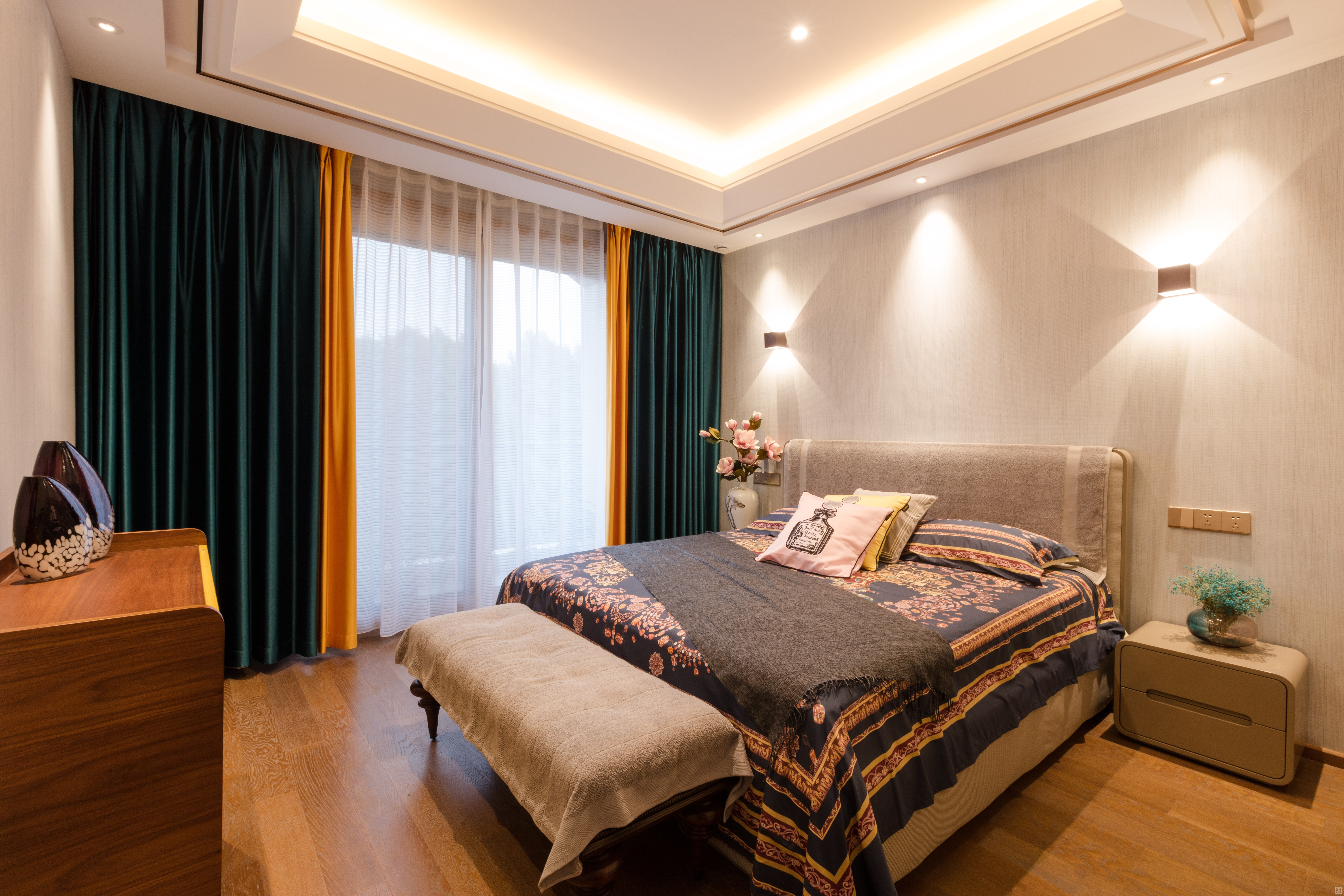 1万280㎡混搭四房装修迎宾路3号大平层整装项目